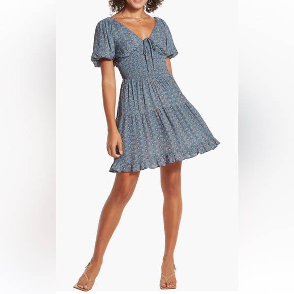 WISHLIST Floral Open Back Tiered Dress/blue size L - Picture 3 of 5